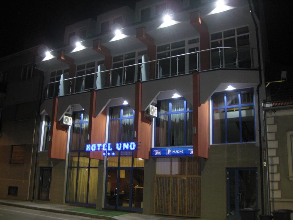 Hotel Uno Kecskemét Exterior photo