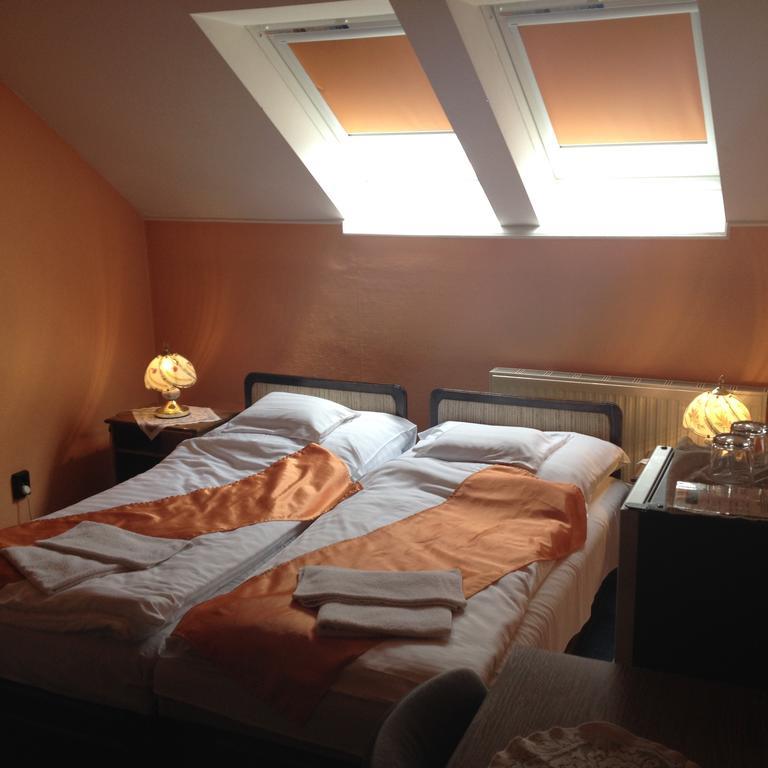 Hotel Uno Kecskemét Room photo